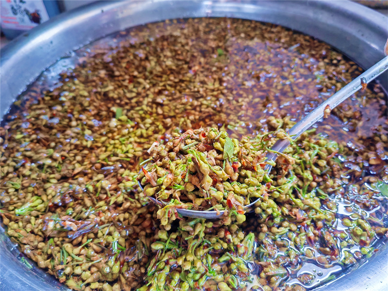 圖為焯過水的新鮮梨花