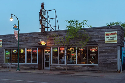 Anthonys-cigar-lounge-minneapolis-minnesota.jpg