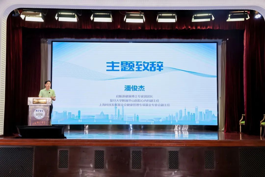 e5528362-952d-4d12-961a-f0562eefbf46.jpg