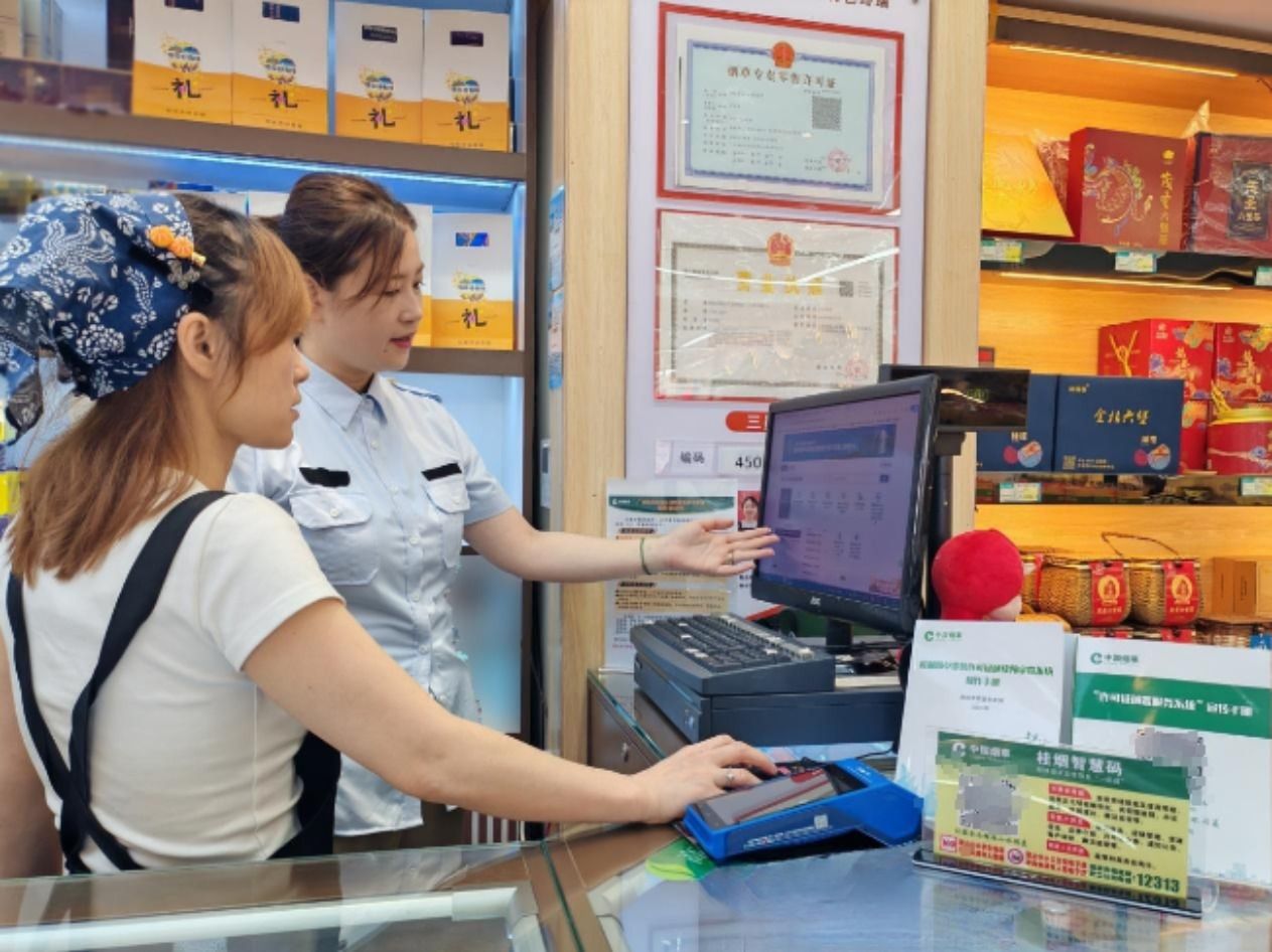 a725999142a54d7a8915f7bdafa8ba69