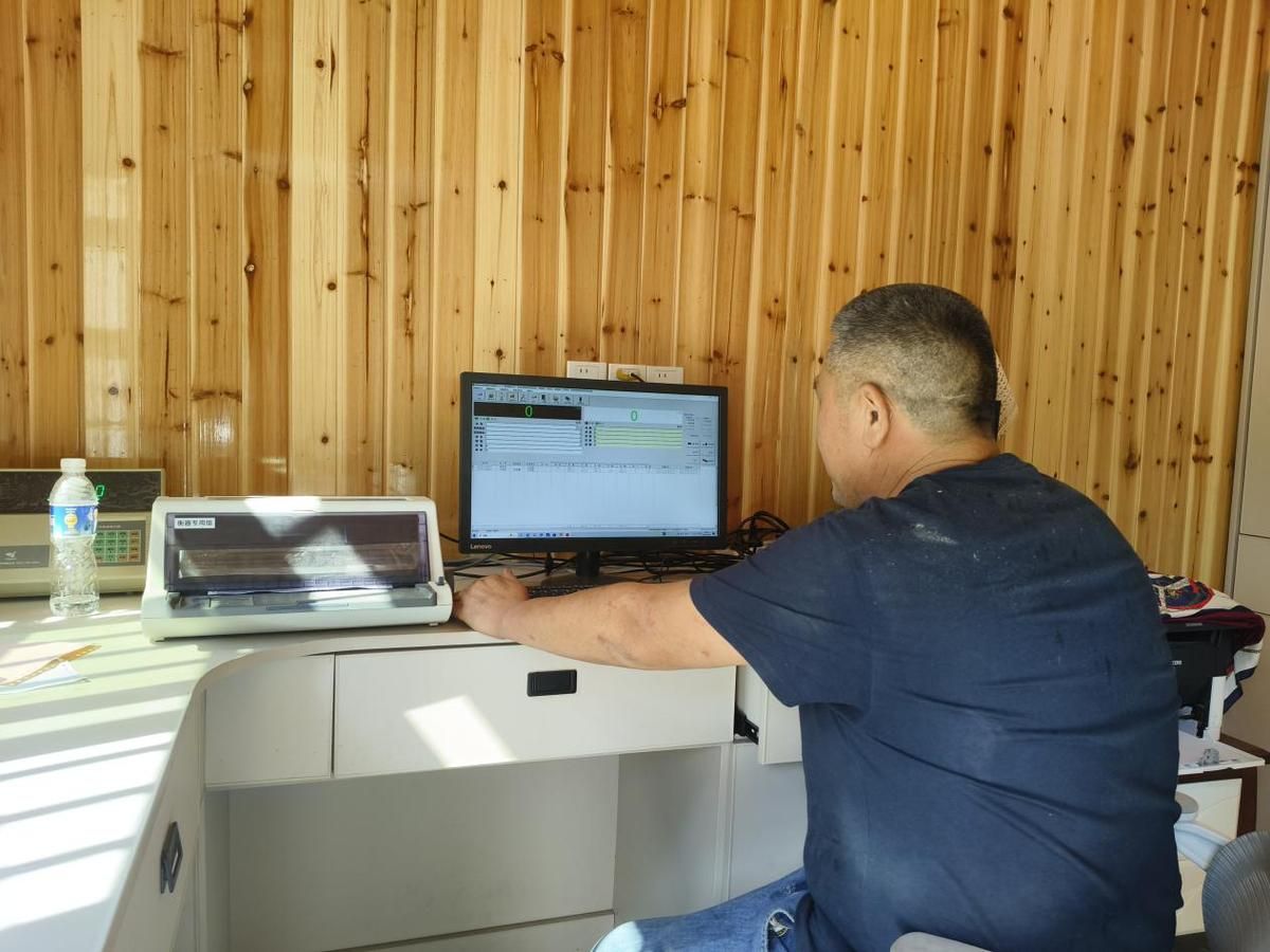 68f204436b8e45156f3027b0_m.jpg 68f204436b8e45156f3027b0_m.jpg