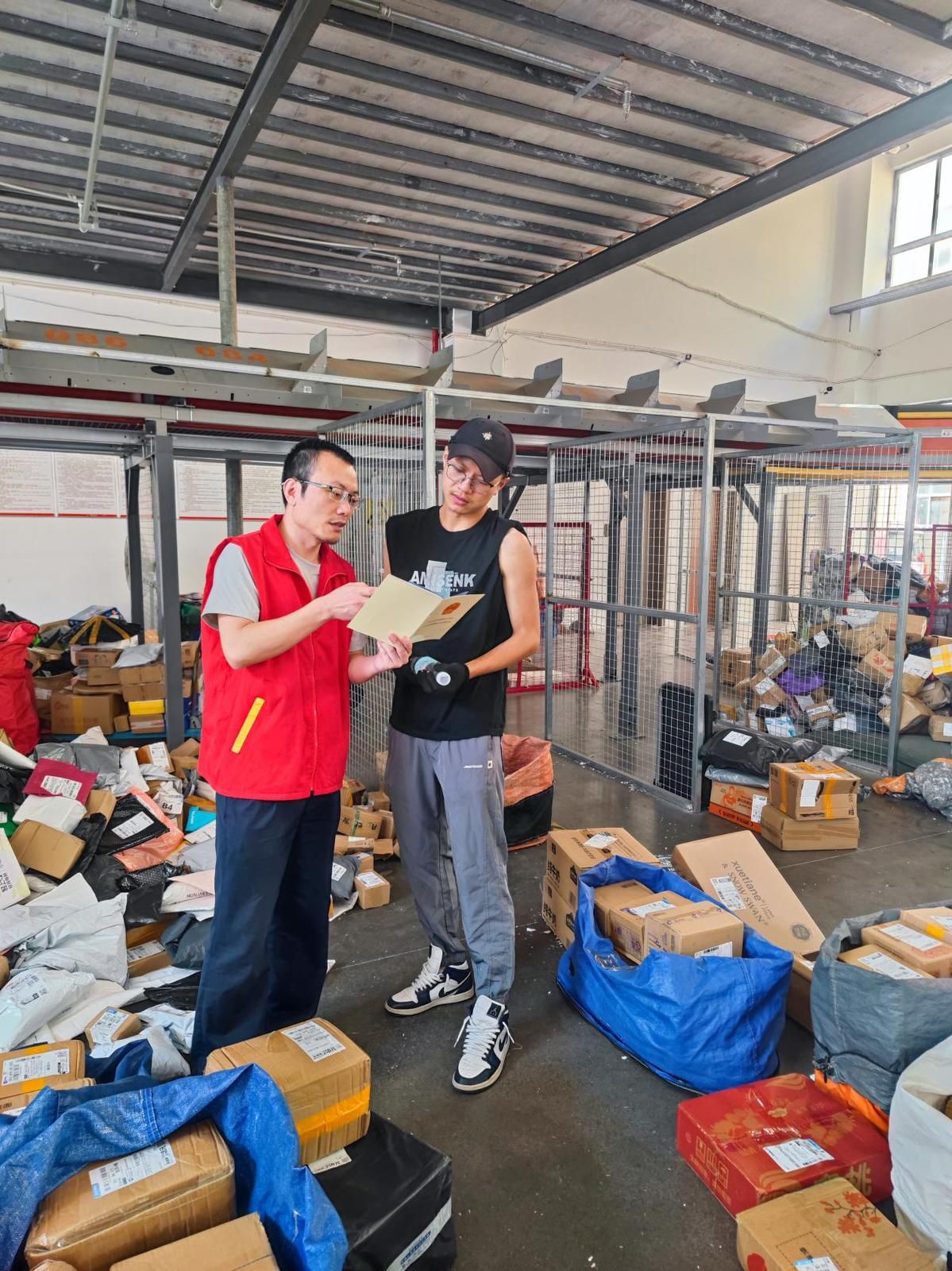 68f741446b8e45156f30978d_m.jpg 68f741446b8e45156f30978d_m.jpg