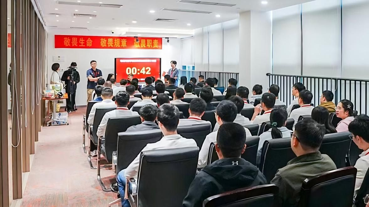 9771ba7fdf7b4d3b9141869e3500d52e.jpg 9771ba7fdf7b4d3b9141869e3500d52e.jpg