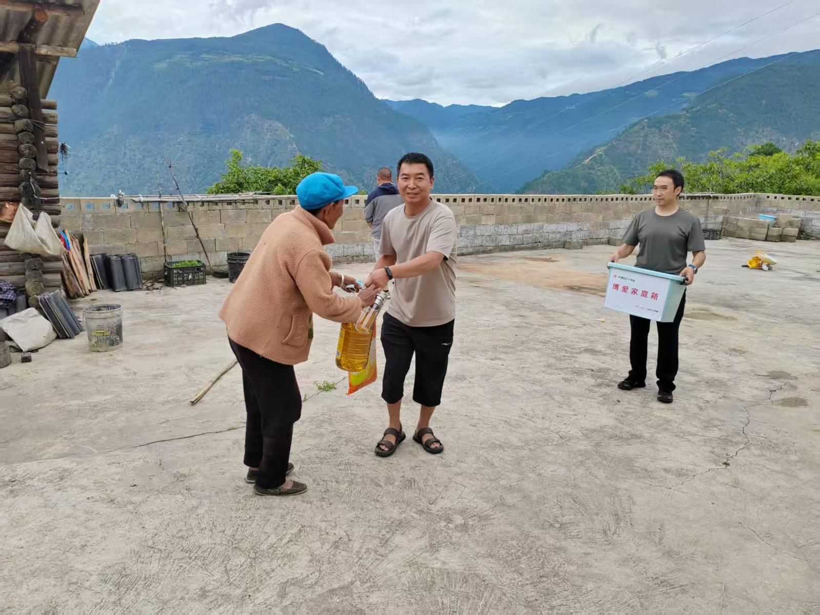 c975cd6d-e4c6-4446-aa4f-68f6d5da254d.jpg c975cd6d-e4c6-4446-aa4f-68f6d5da254d.jpg