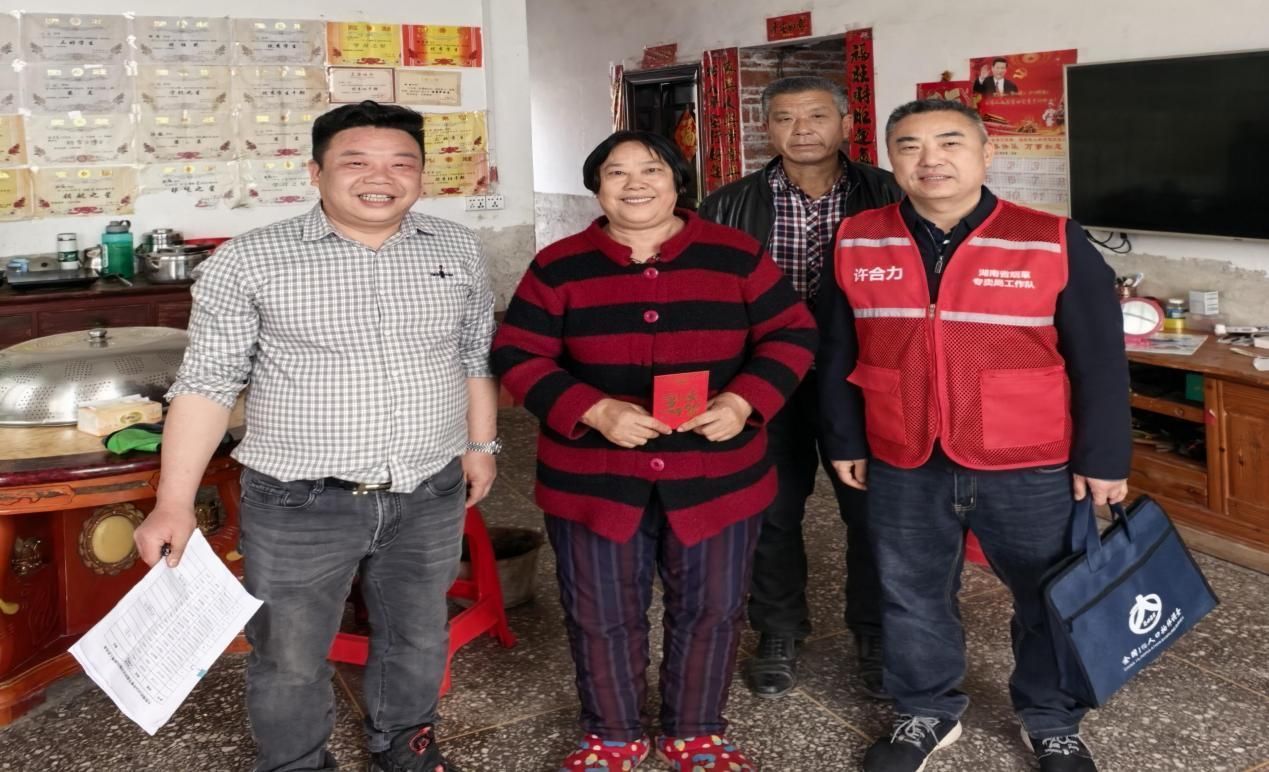 b1134181998845935195WBW.jpg b1134181998845935195WBW.jpg