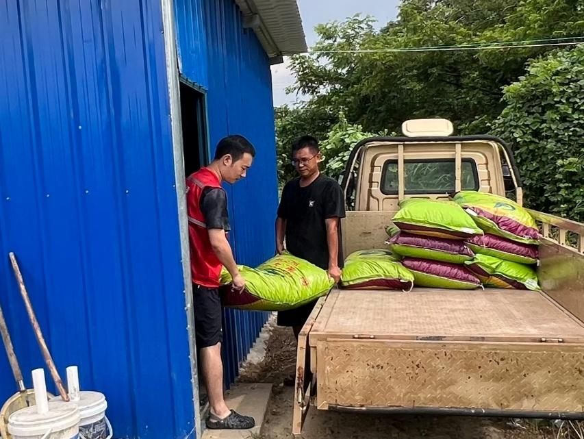 b3134181998852010658LW0.jpg b3134181998852010658LW0.jpg